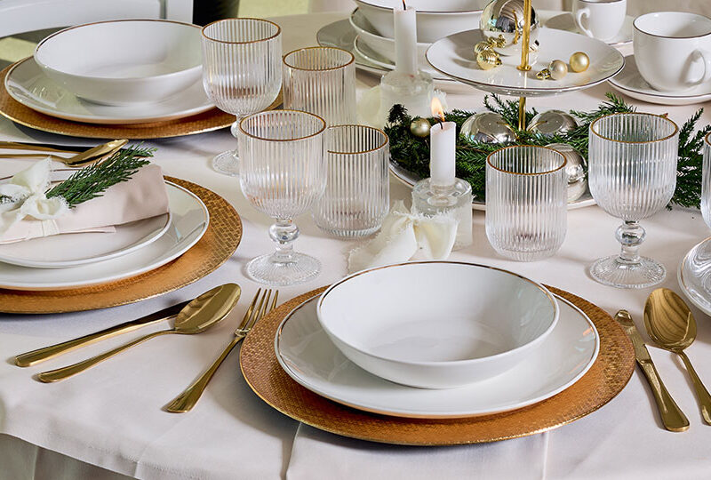 Servizio piatti Natale e posate